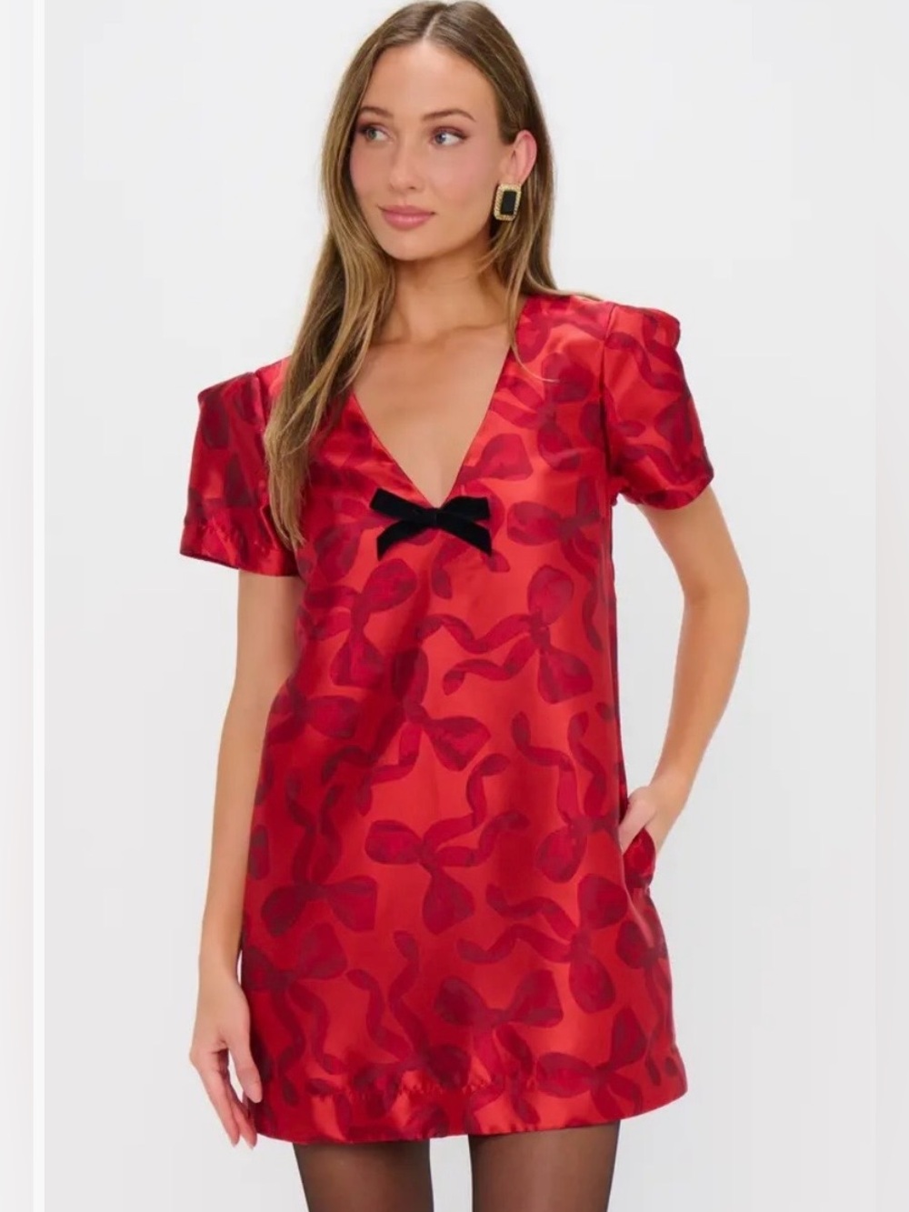 Show me your mumu Jeanette dress
In the Bow what fun  print 
Size S NWOT